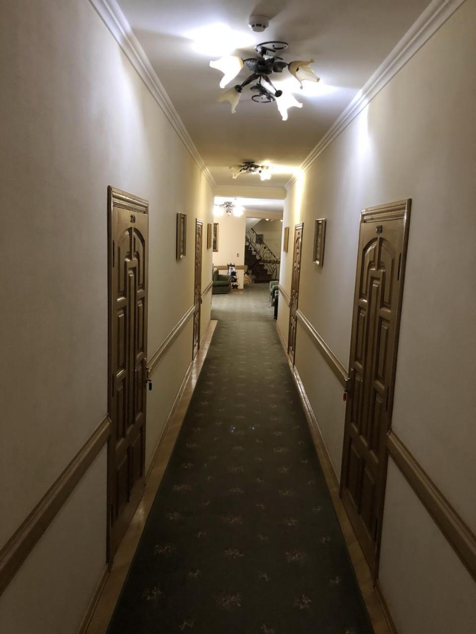Europe Hotel Brody Екстериор снимка