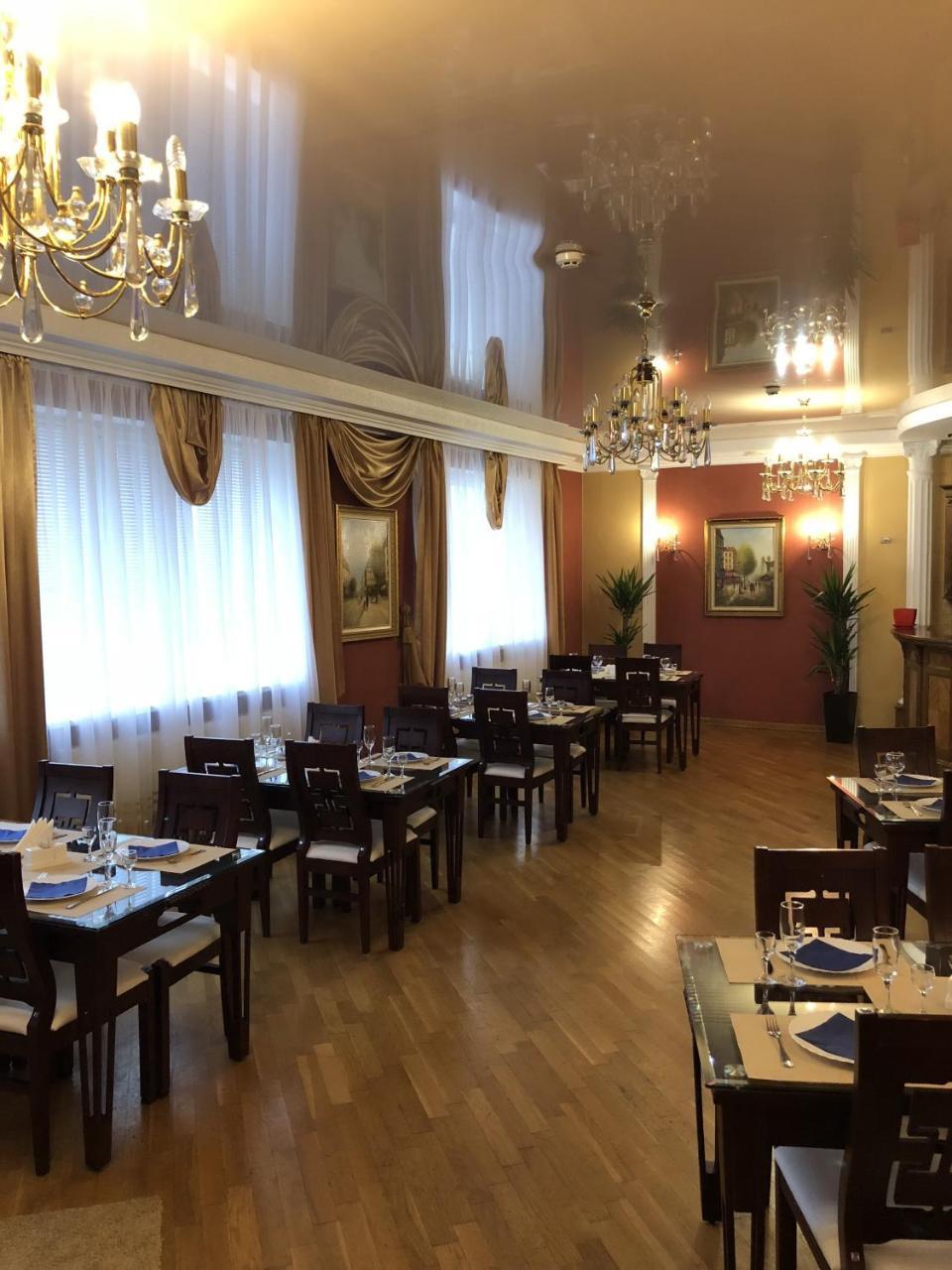 Europe Hotel Brody Екстериор снимка